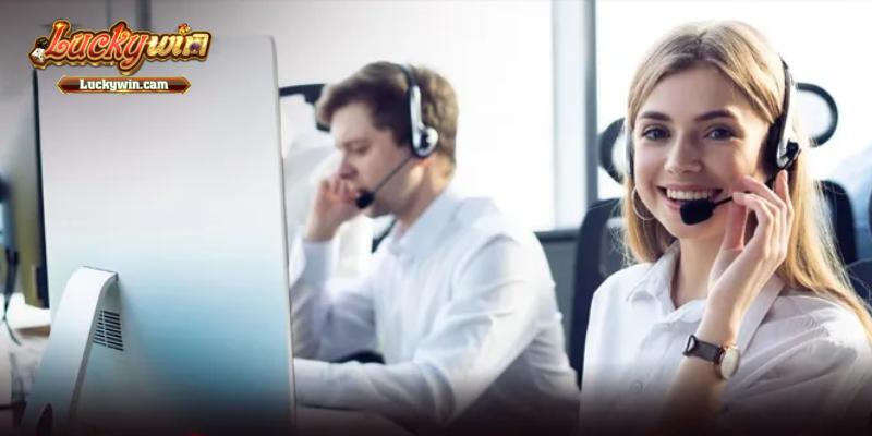 Chăm sóc khách hàng 24/7